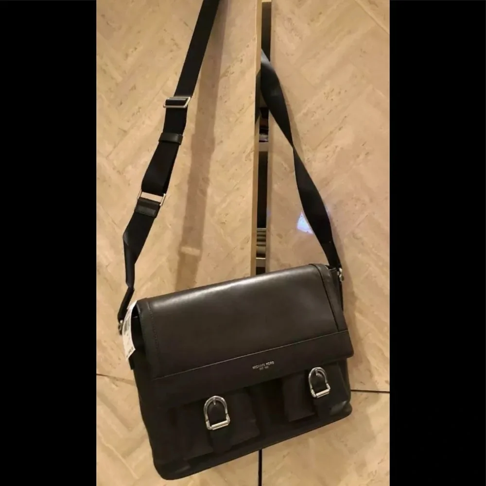 Michael Kors Men's Collection Kennedy Brown leather Messenger briefcase bag